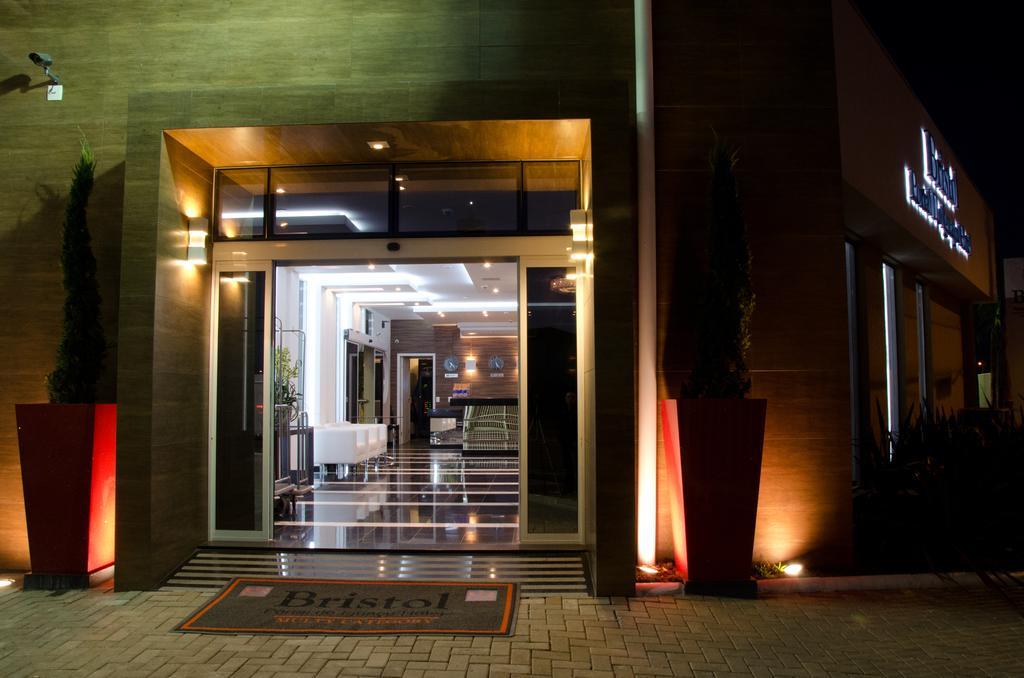 Hotel Bristol Portal do Iguaçu Curitiba Aeroporto Extérieur photo